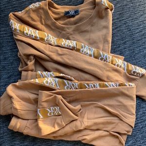 Young and Reckless Sweat Lounge Logo Set